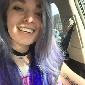 Meet your Posher, Raven